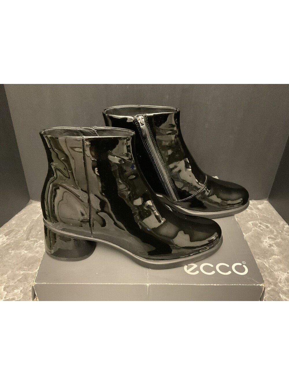 New! Womens ECCO Sculpted Luxury LX 35 Patent Ankle Boots. Size 40. US 9-9.5.